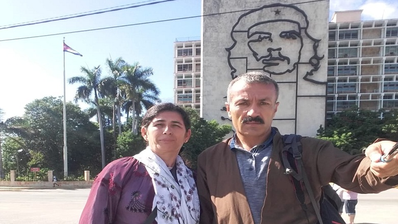 K24 ÖZEL - Şırnaklı çift dünyayı geziyor